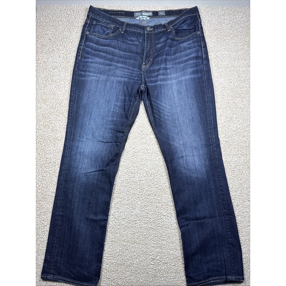 BKE Tyler Jeans Mens 38x34 Blue Straight Leg Stretch Denim Buckle Medium Wash